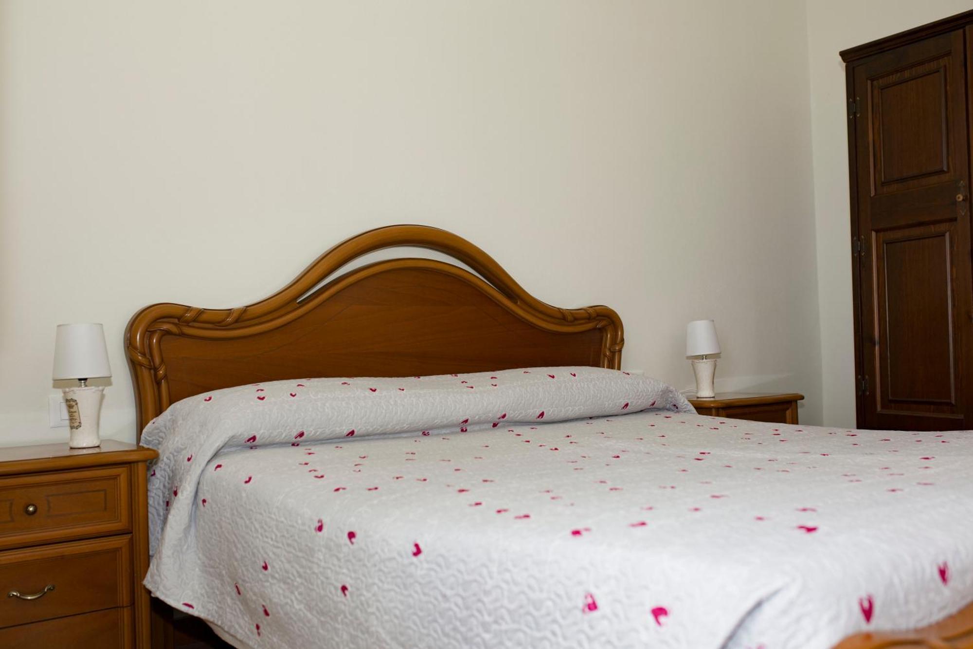 Casa Vacanze Tra Le Mura 莱万托 外观 照片