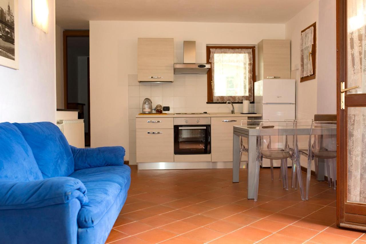 Casa Vacanze Tra Le Mura 莱万托 外观 照片